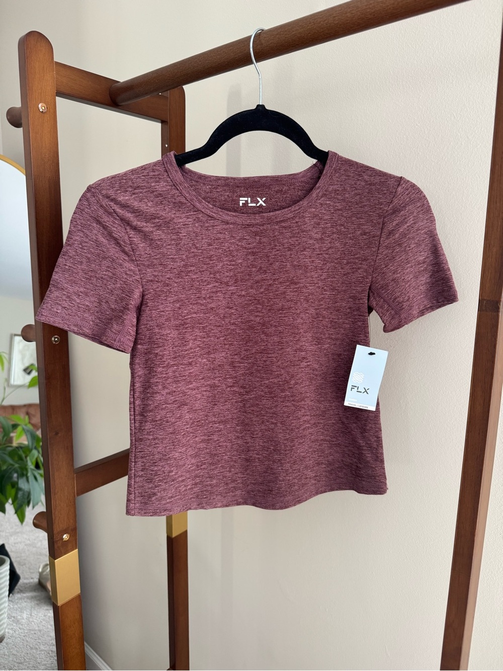 FLX Women’s Activewear Top XS Santo Ruby NWT
